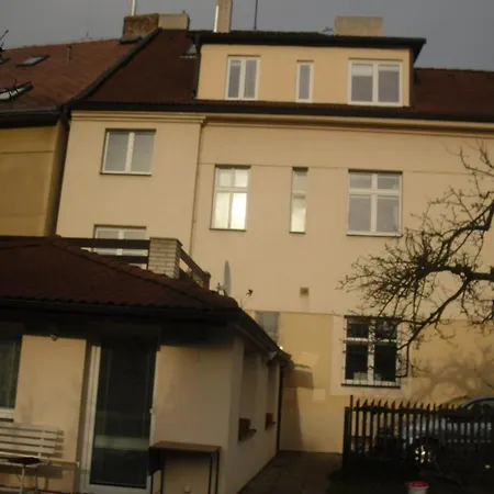 Hanspaulka Penzion 2*